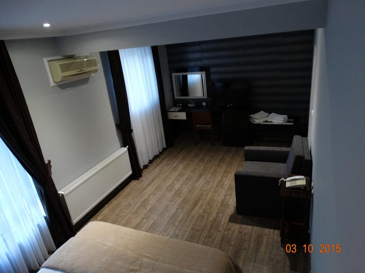 Hotel Mimoza Razgrad Bagian luar foto