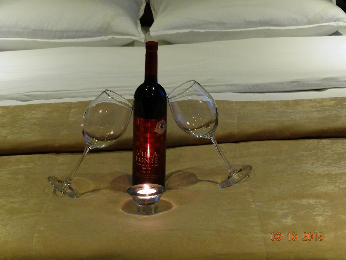Hotel Mimoza Razgrad Bagian luar foto